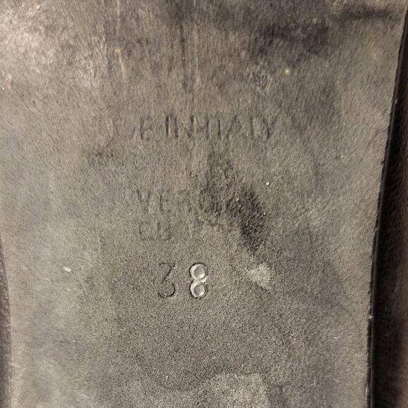 Thierry Rabotin Black Glove Leather High-Vamp Pumps sz.7/38 Ret $460 Mint - Picture 9 of 9